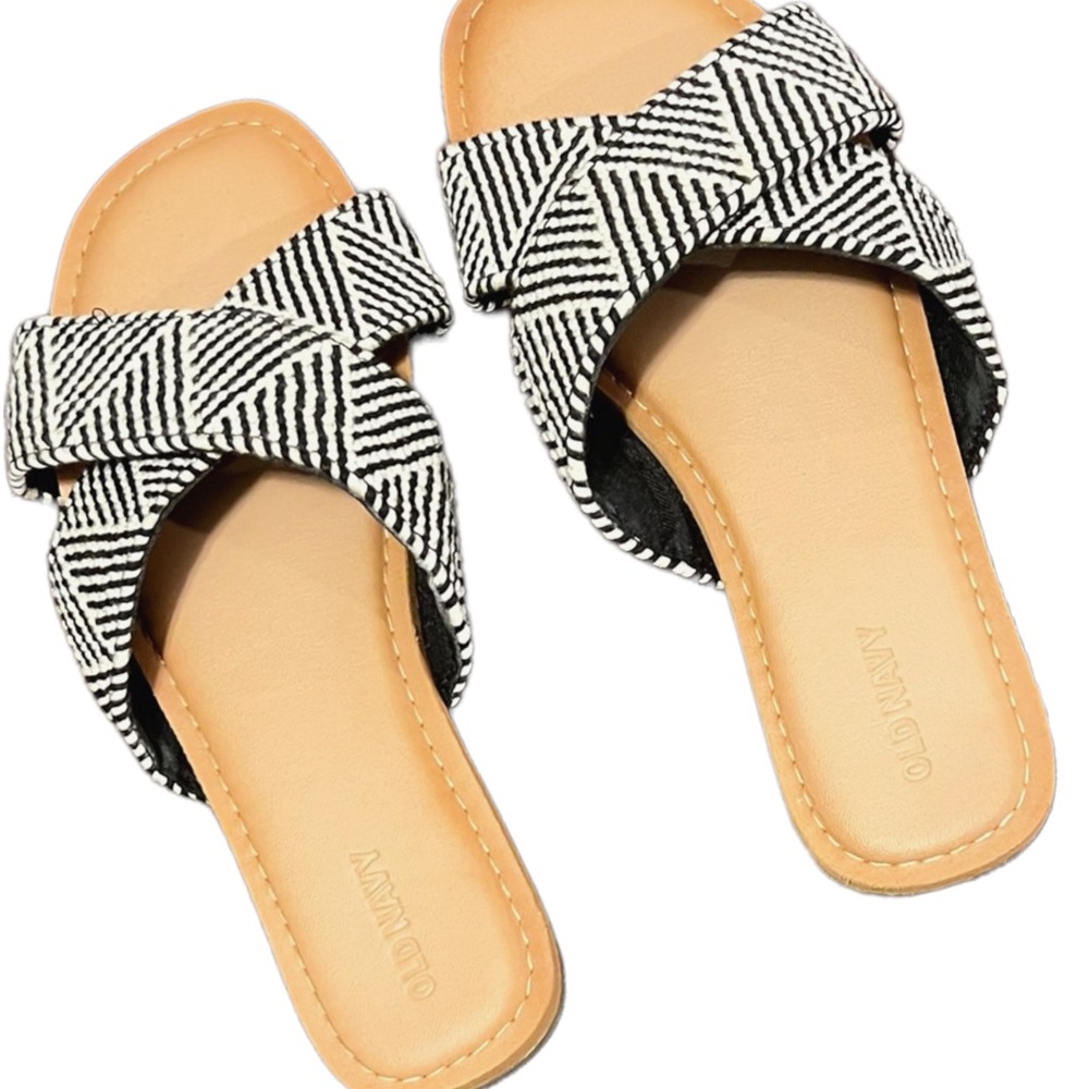 Sandals. Size:8